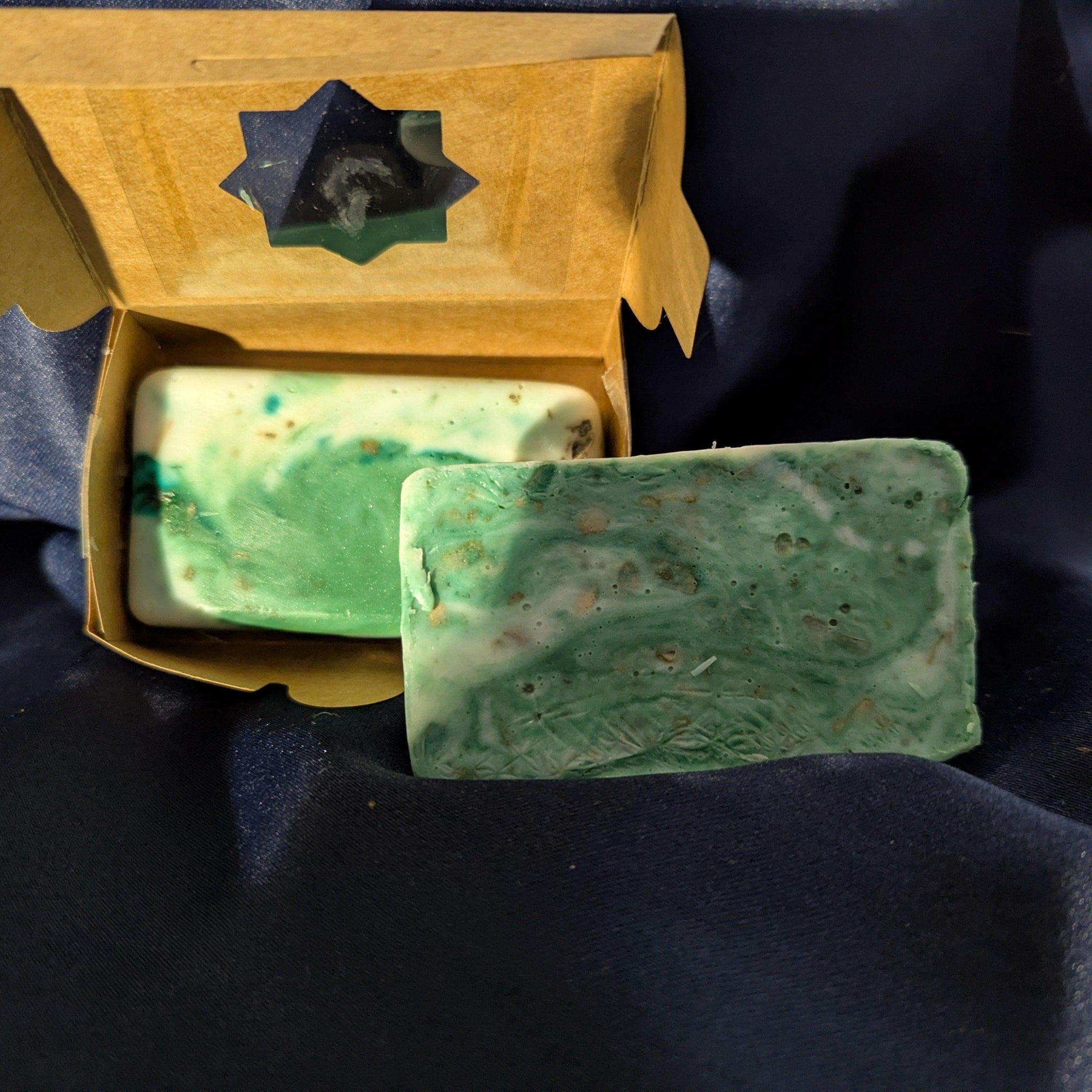 Bar of Natural Hand Made Goat's Milk Soap - Bennett Creations and Crafts 