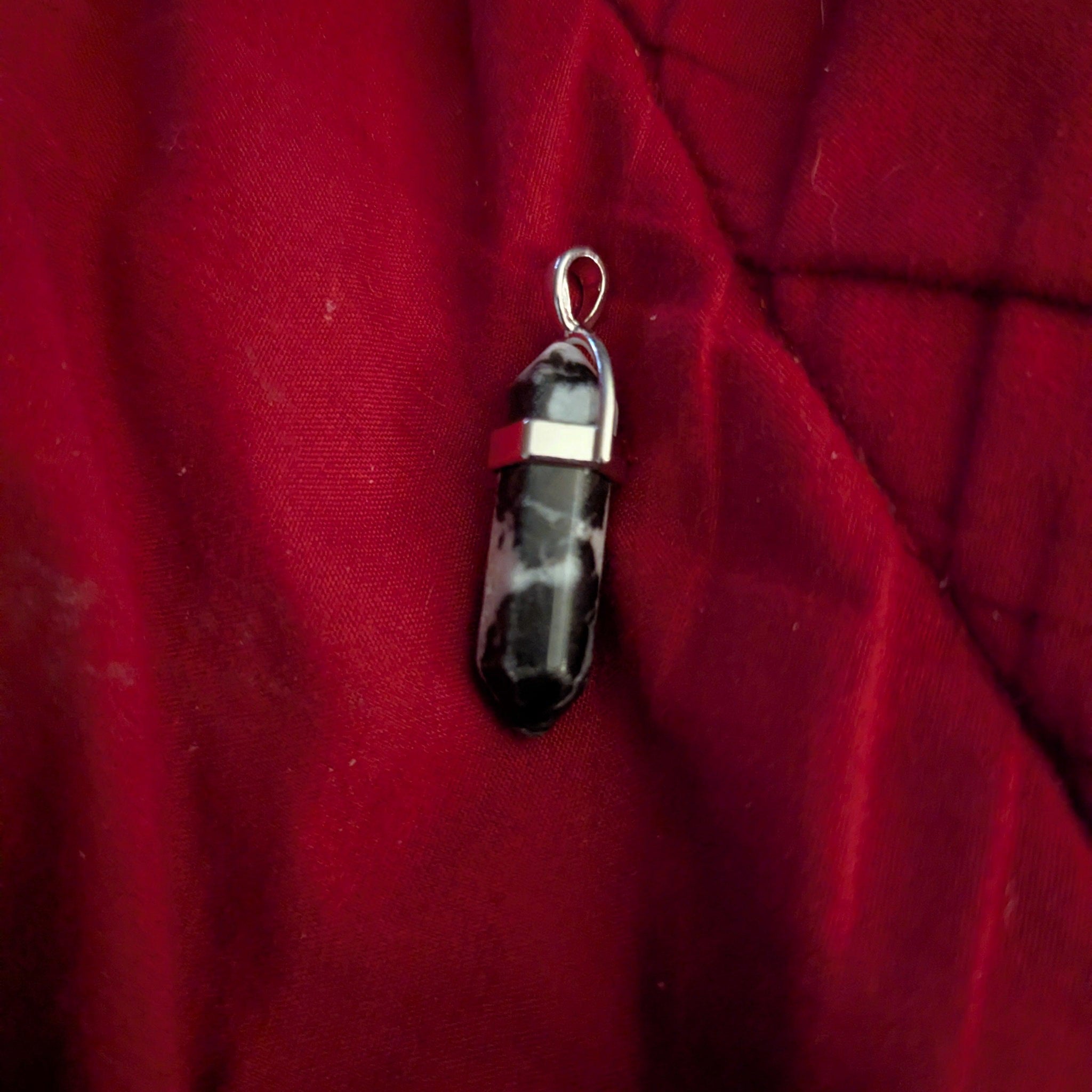 Gemstone Pendant Necklaces (Random) - Bennett Creations and Crafts 